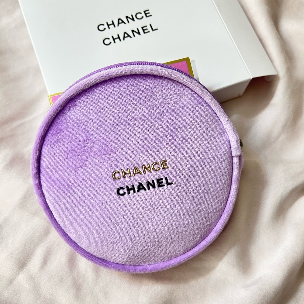 Chanel beauty Round pouch. - Picture 10 of 10